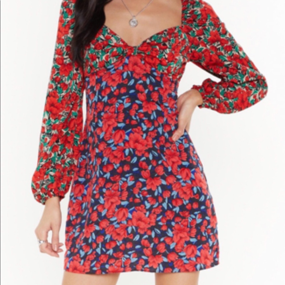 Long sleeve spring floral mini-dress